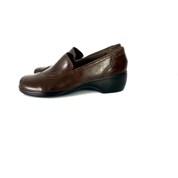 Clarks Loafers 8.5M - Picture 2 of 7
